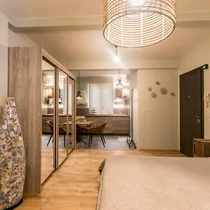  Apartment - Center